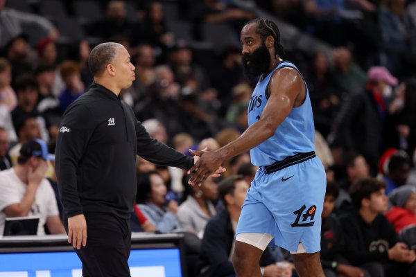 Tyron Lue: Việc sử dụng quá mứ